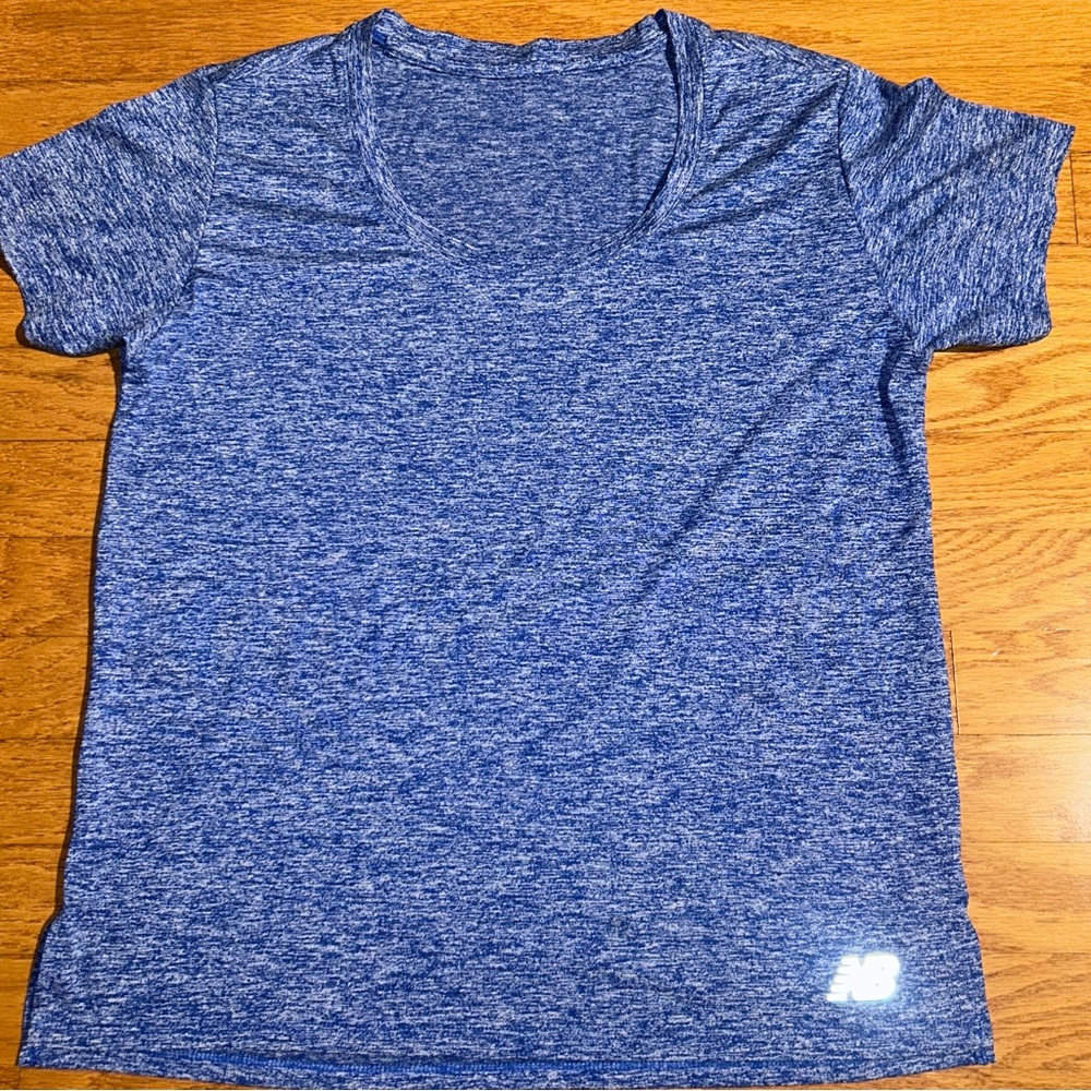 NEW BALANCE SHORT SLEEVE ACTIVEWEAR T SHIRT TOP HEATHER BLUE SIZE MEDIUM
